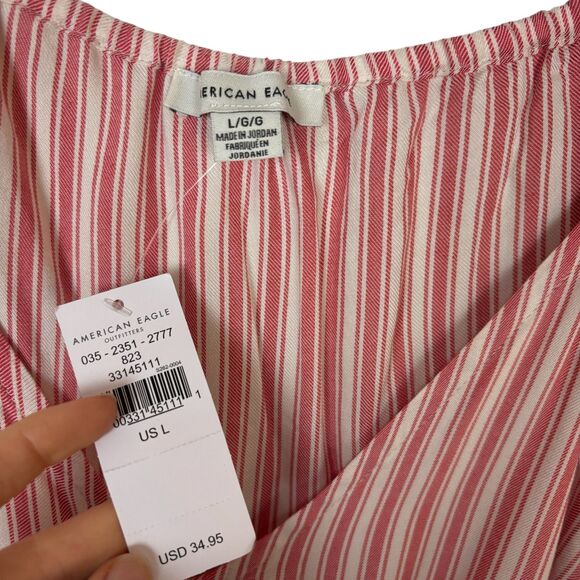American Eagle Red White Striped Cropped Knotted Button Down Shirt Women's Large - Picture 4 of 4